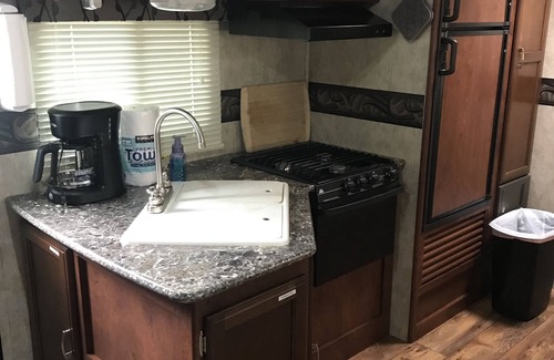Hopedale Casa | Bayou Slam's Camp Cocahoe Camper #1 Rental 2015 Keystone Passport 3220BH
