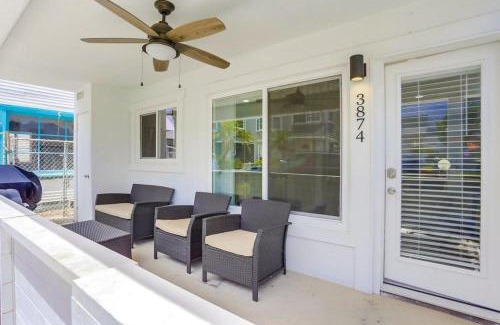 Mission Beach Casa | Bayside Bikini 1