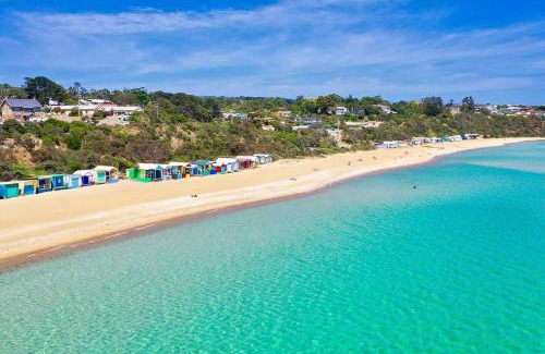 Mornington Apartamento | Bayside Calm - Walk to Mornington Foreshore and Dining