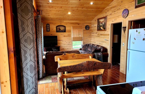 Elcho Cabina | Bayview Cabin en la pintoresca cadena de lagos de 7 millas de Northwoods