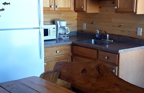 Elcho Cabina | Bayview Cabin en la pintoresca cadena de lagos de 7 millas de Northwoods