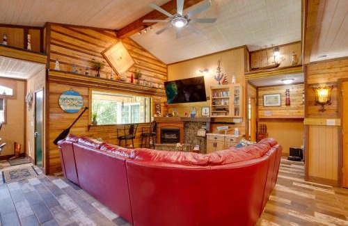 Lake Lafayette Casa | Bayview - Lakefront Family Cabin in Odessa!