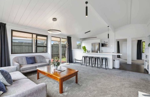 Lynmore Casa | Be Rude Not To | Ride to the Redwoods Forest