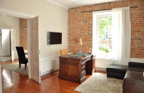 Bialoleka Apartamento | BE WELL 3-Rooms Apartment with Parking and Garden