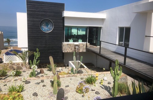 La Fonda Casa | Exquisita casa de playa moderna de 4 habitaciones y 3 baños