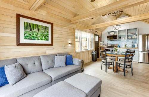 Maple City Casa | Beach Access and Dock Little Traverse Lake Cottage!