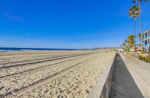 South Mission Beach Casa | Beach & Bay