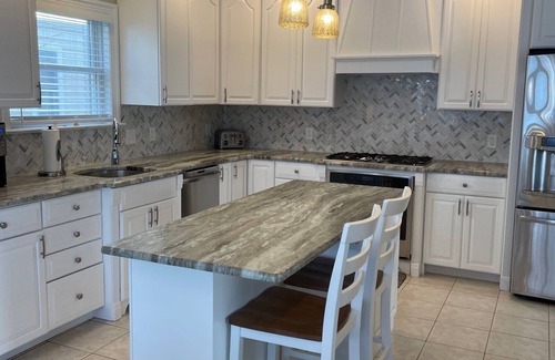 North End Condominio | BEACH BLOCK -BEAUTIFUL HOME- BOOK NOW! NEWLY RENOVATED!!