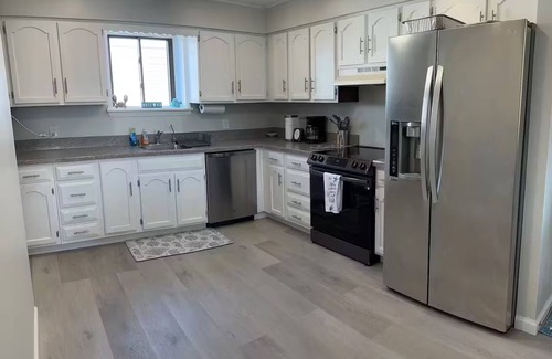 Seaside Heights Condominio | Beach block condo in quiet northend of Seaside Heights, 4 beach passes included
