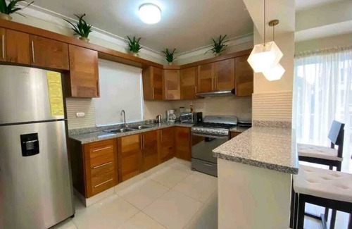 Santa Cruz Cabina | Beach Cave Conchal