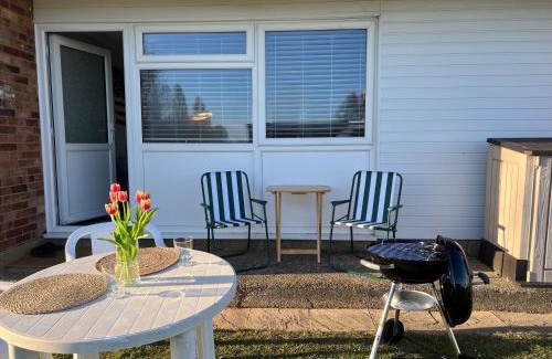 Great Yarmouth Chalet De Esquí | Beach Chalet - 2 Bedrooms - 4 Guests - Parking