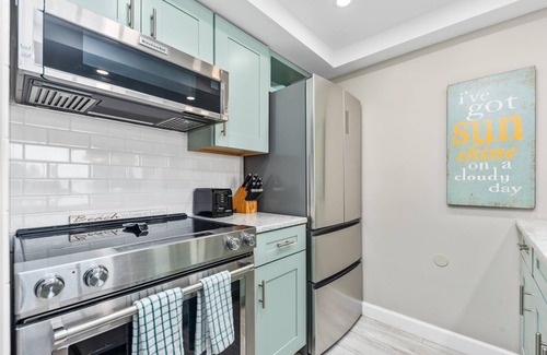 Hutchinson Island South Apartamento | Condominio de playa / Restaurante en el lugar / WIFI / Capacidad para 6