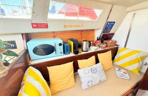 Oeiras Alquiler De Eote | Beach Cosy Boat