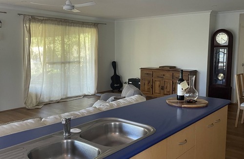 Peppermint Grove Beach Casa | Beach Days in Geographe Bay