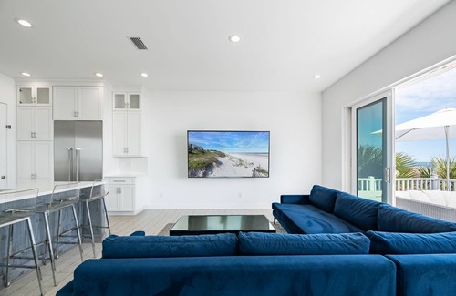 Crescent Beach Casa | Beach Dream | large luxury Oceanfront Home with Private Pool. Outdoor Dining +