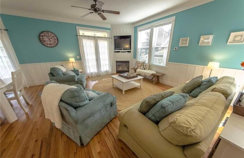 Olivia Beach Casa | Beach Dreams OB Three-Bedroom Home