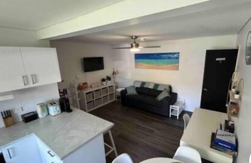 Wollongong CBD Apartamento | Beach Escape - family & pet friendly!