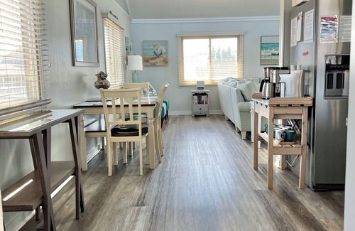 Sunset Beach Casa | Beach Goals! 4 bedroom 2.5 bath home, just a 5 minute walk to beach!!!