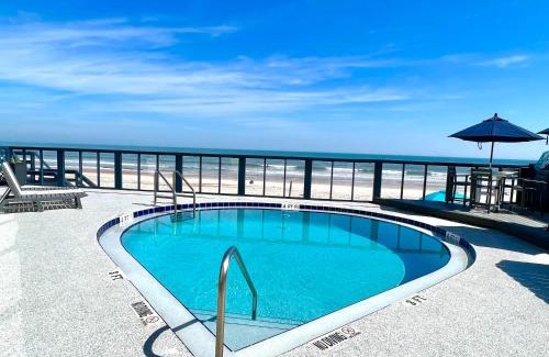 Ormond Beach Casa | Beach Happy - Ocean View at Symphony Beach Club