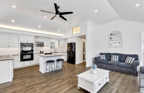 East Harwich Casa | Playa Heather- Relax, Renovar y Disfrute! Adj al carril bici, 1 milla de la playa