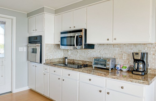 Gold Beach Casa | Beach House @ Spirit Cove- Beach Path & SPA