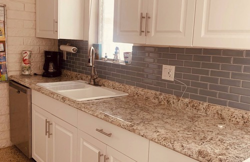 Ormond-by-the-Sea Casa | Beach House, walk to the beach