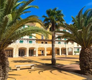 Santa Maria Apartamento | BEACH HOUSE - Walkable to Beach - Wi-Fi Included