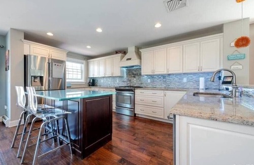 Long Beach Casa | Beach house with hot tub, bikes, and beach passes