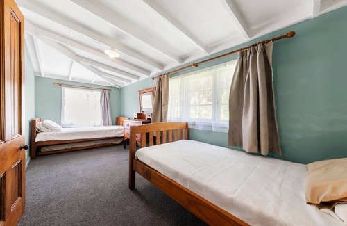 Bethells Beach Casa | Beach, Lake, Bush and more..