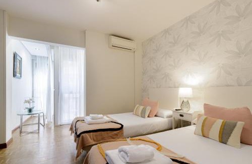 La Malagueta Apartamento | Beach Malagueta by Caleta Homes