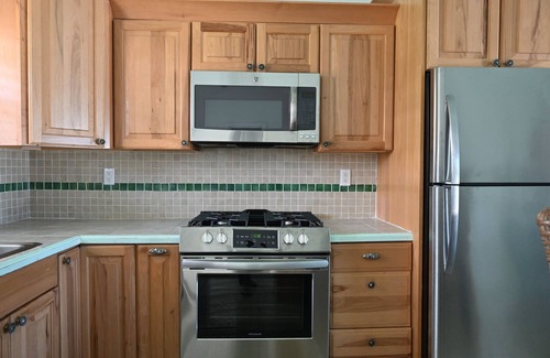 South Palmetto Point Casa | Beach, please! Beachfront house on Ten Bay with generator.