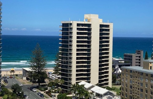 Main Beach Condominio | Beach & River Holiday in the Sun with access to extensive apartment facilities!