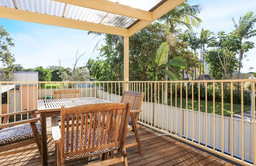 Hawks Nest Casa | Beach Road Bliss in Hawks Nest