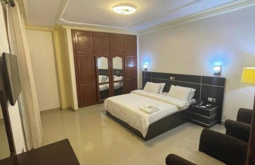 Littoral Department Apartamento | Beach Sand Hotel & Resort, Cotonou Standard King Room 4