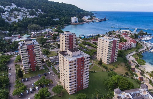 Ocho Rios Apartamento | Beach Shores at Turtle Tower
