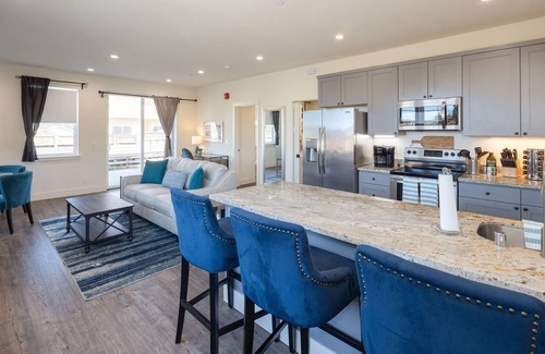 Half Moon Bay Casa | Beach Town Home w/Hot Tub - Walk to Beaches, Downtown, Activities and more