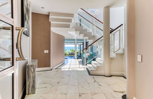 Camps Bay Villa | Beach Villa 1 - Camps Bay