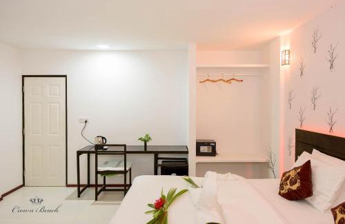 Dhiffushi Hotel | Beach Villa Maldives - hotel by the beach