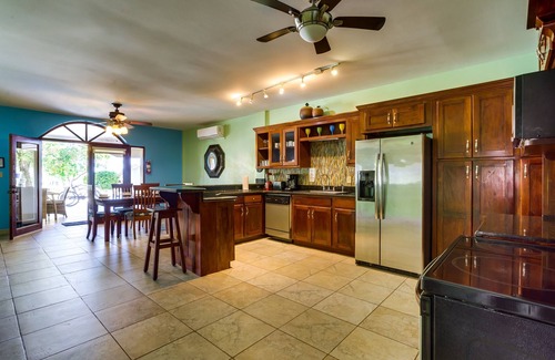 Placentia Villa | Vista al Mar-Villa-Baño Privado-LP 1A