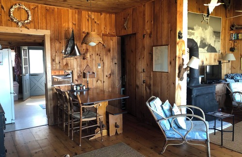 Biddeford Cabaña | Beachfront 3-bedroom cottage, Granite Pt, AC, WiFi, Views