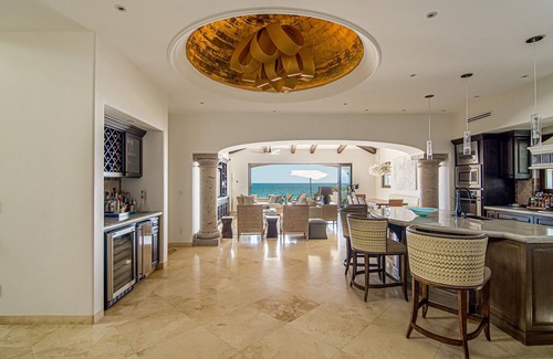 Buzzards Casa | Beachfront 4BD Villa with a Wrap Around Upper Terrace and a Private Pool