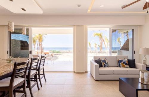 San Pedro Mixtepec Apartamento | Beachfront Apartment in Puerto Escondido at Vivo Resort