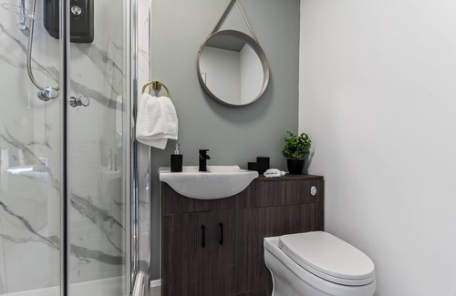 Redcar Hotel | Beachfront Aparthotel, Deluxe Apartment with free parking #8