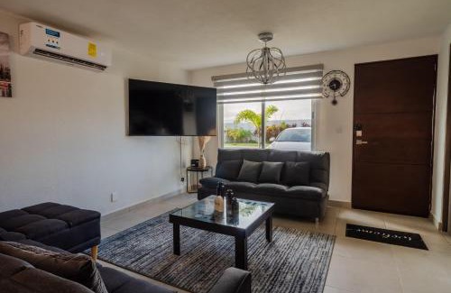 Área del bulevar Barra Vieja Apartamento | Beachfront Condo in Acapulco