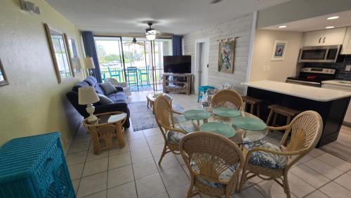 Marathon Apartamento | Beachfront Condo on Coco Plum Beach