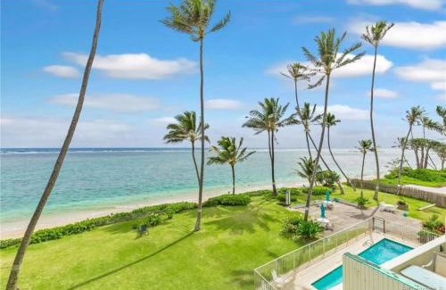 Punaluu Casa | Beachfront Condo with Ocean View