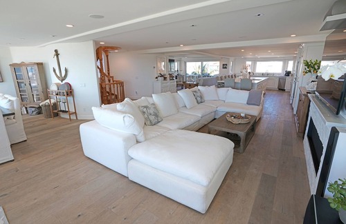 Silver Strand Casa | Beachfront -escape to California’s best kept secret Silverstrand Beach.