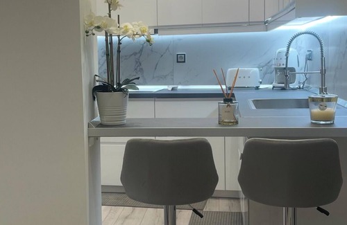 Eretria Casa | Beachfront House in Eretria-Theros Residence I, 15m from the Sea-1h from Athens