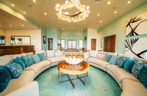 Laie Casa | Beachfront Luxe Home on North Shore – Sleeps 18, AC, Hot Tub, Fire Pit & More!