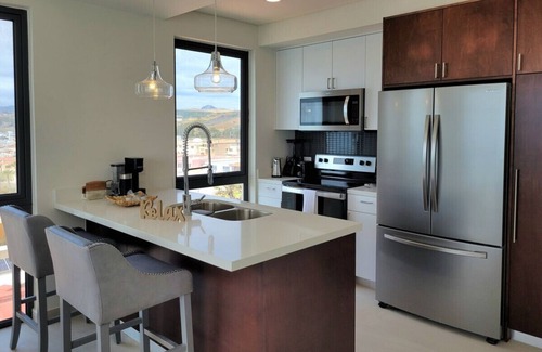 Primo Tapia Condominio | Beachfront Luxury Seaside Condo + Pool & Jacuzzi